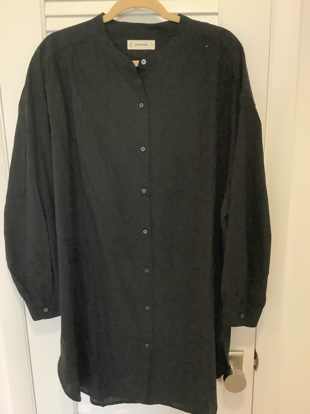 Everlane Black Button-Up Longline Casual Shirt